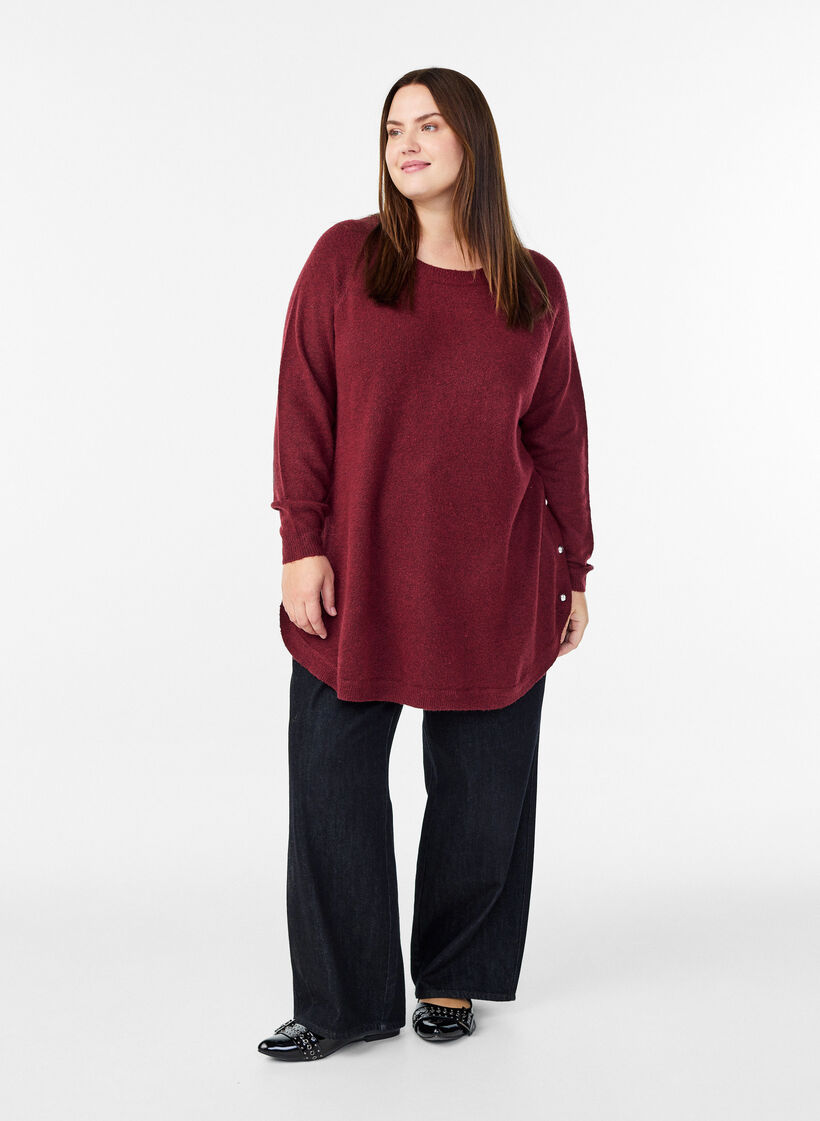 Lang strikkebluse med kuleknapper, M&oslash;rk Bordeaux, Model image number 1
