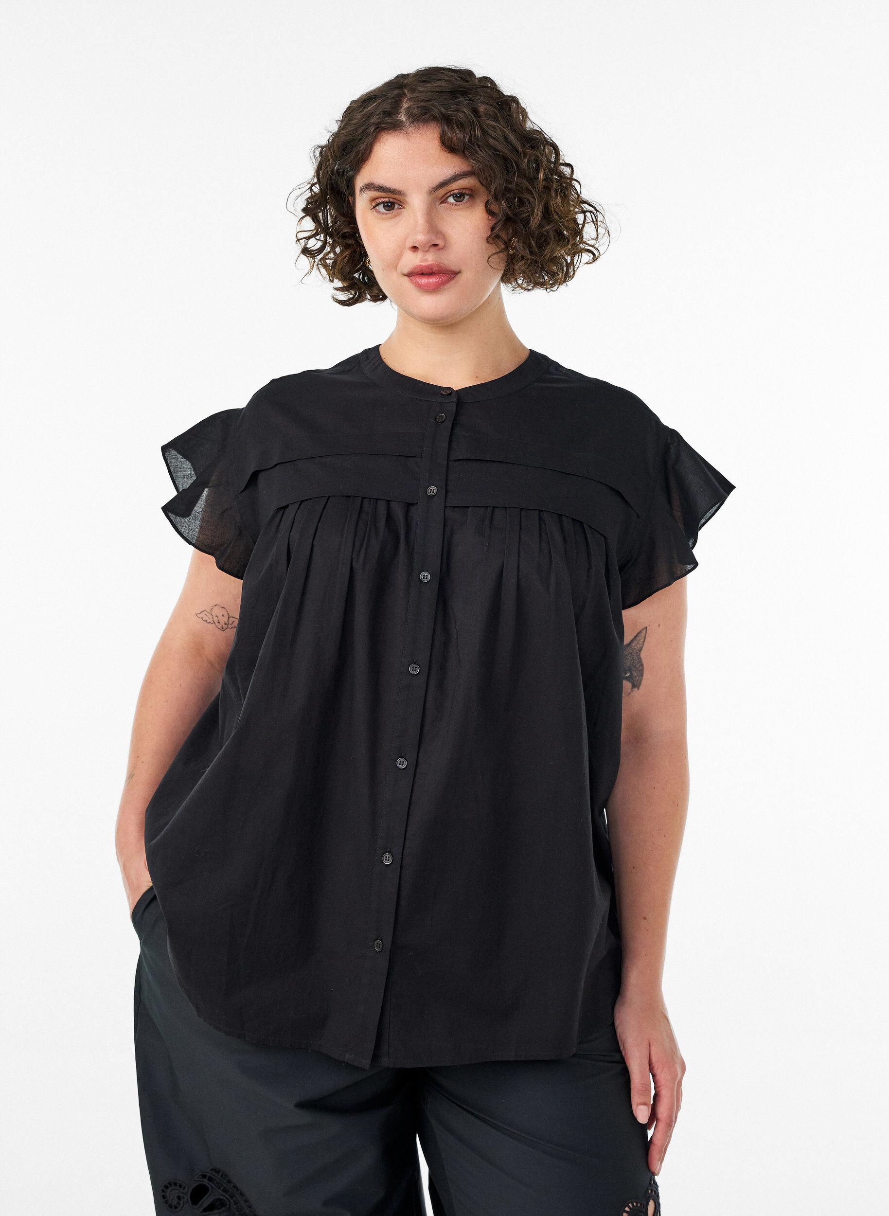 Ermel&oslash;s A-linje bomullsskjorte bluse, Svart, Model