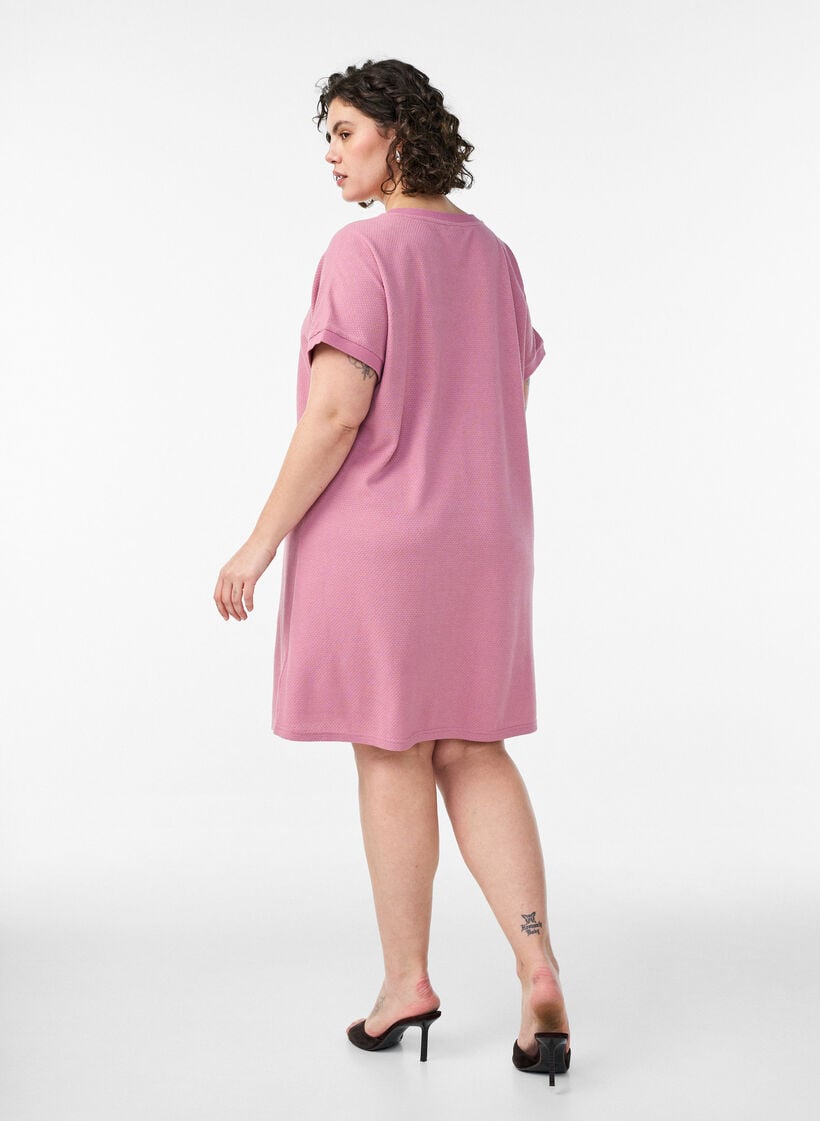 Kort teksturert jerseykjole med rund hals, Rosa, Model image number 2