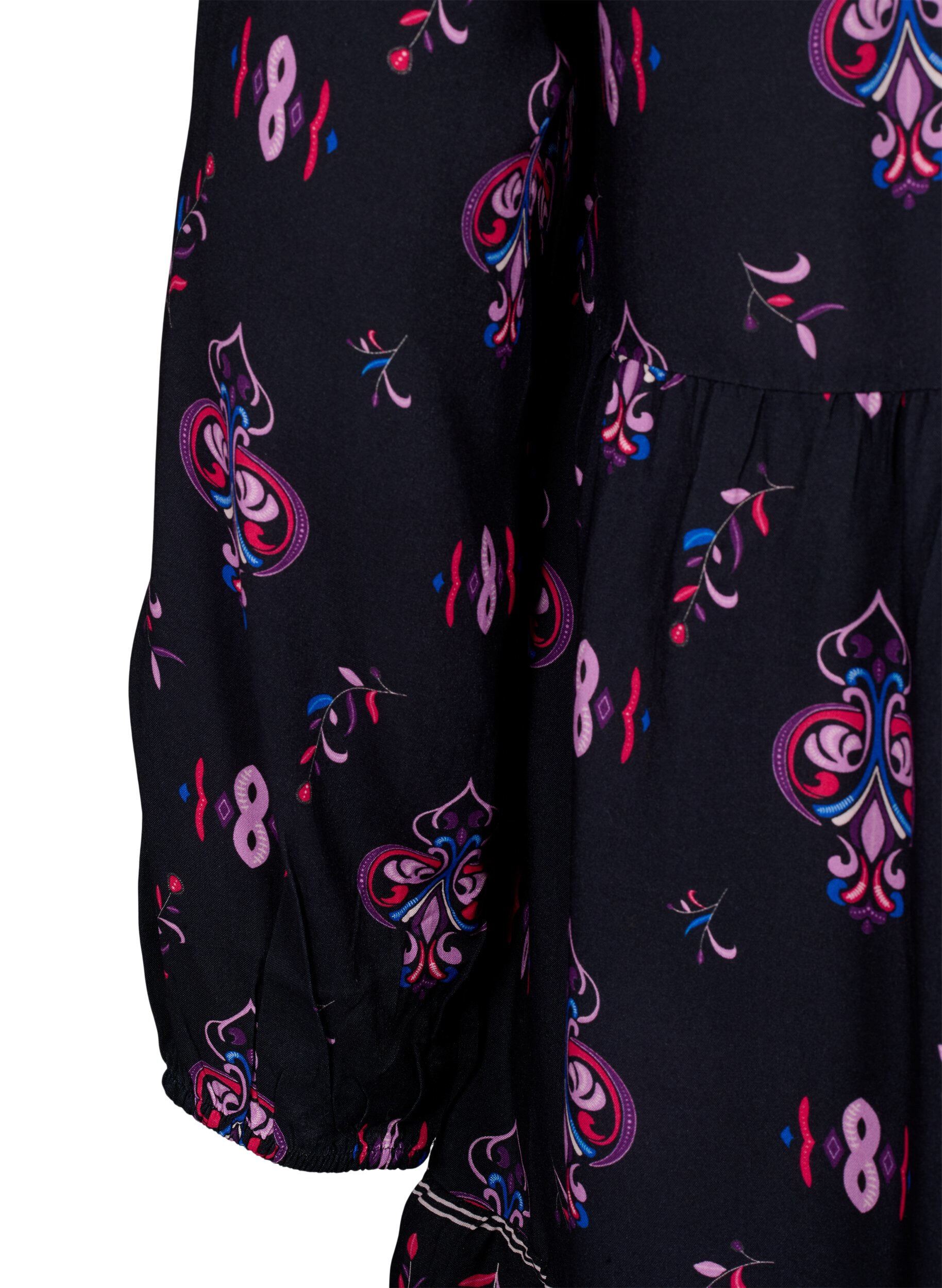 ZizziViskosekjole med lange ermer og trykk, Black Pink AOP, Packshot image number 3
