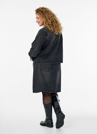 Zizzi Kort denimskjørt med rhinsteiner, Grey Denim, Model image number 1