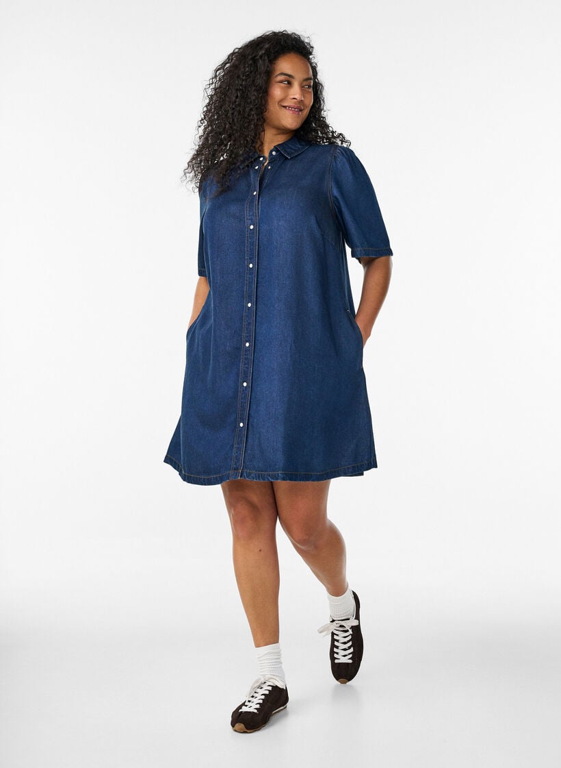 Denimkjole i lyocell med knapper og korte ermer, Bl&aring;, Model image number 0