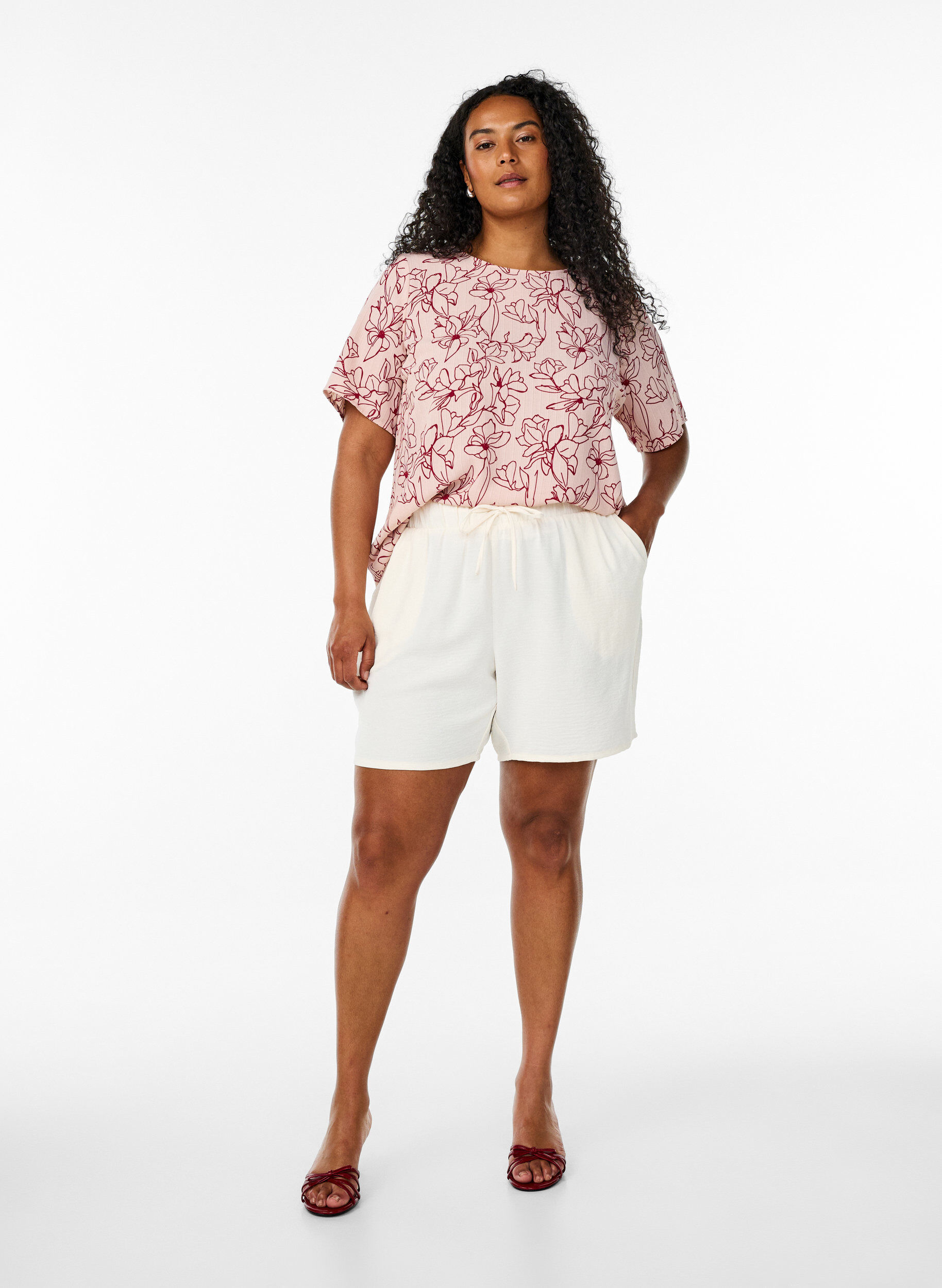 Zizzi Kortermet bluse med rund hals, Rosa, Model image number 1