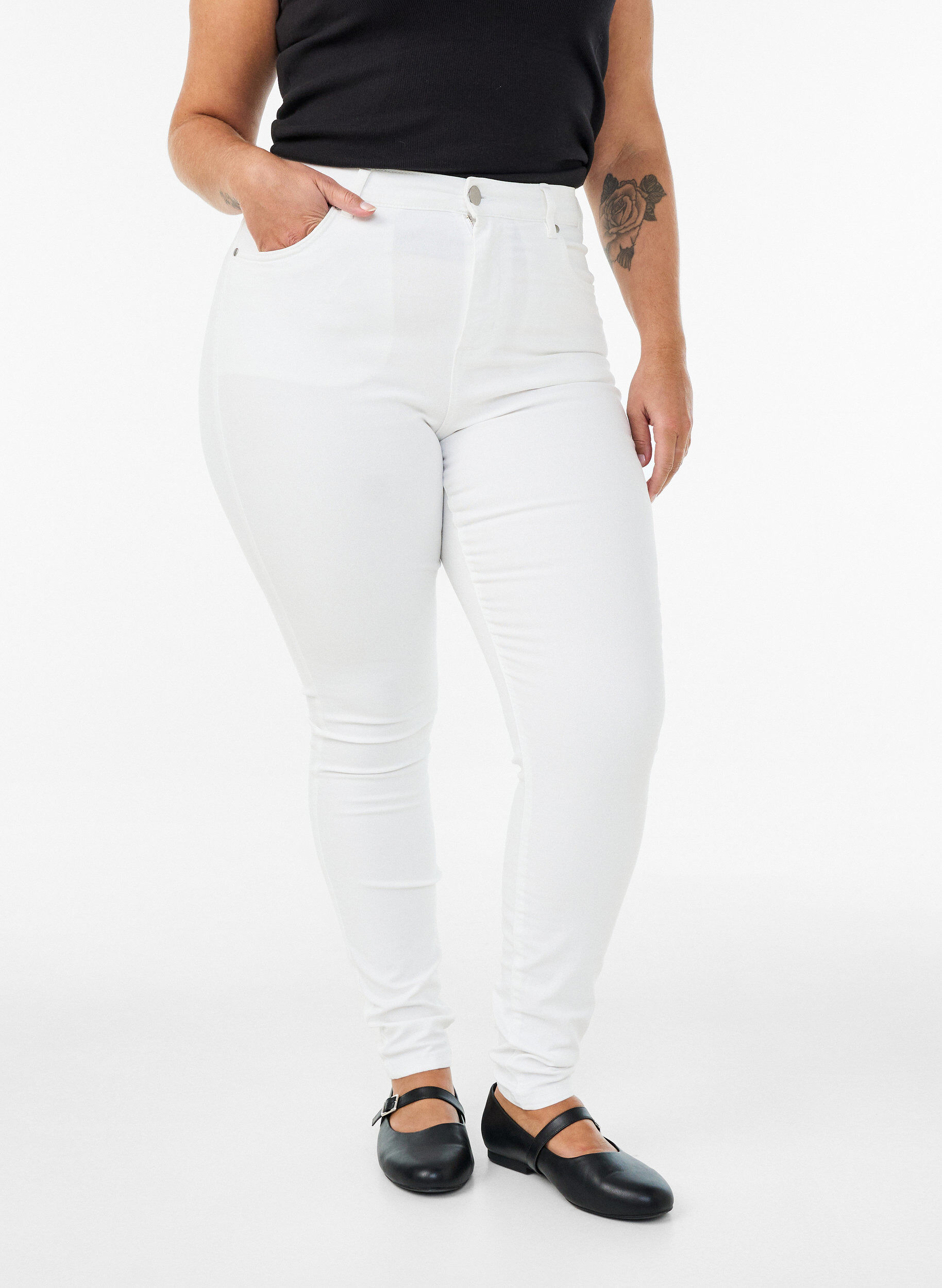 ZizziAmy super slim fit jeans med h&oslash;yt liv, Hvit, Model image number 2
