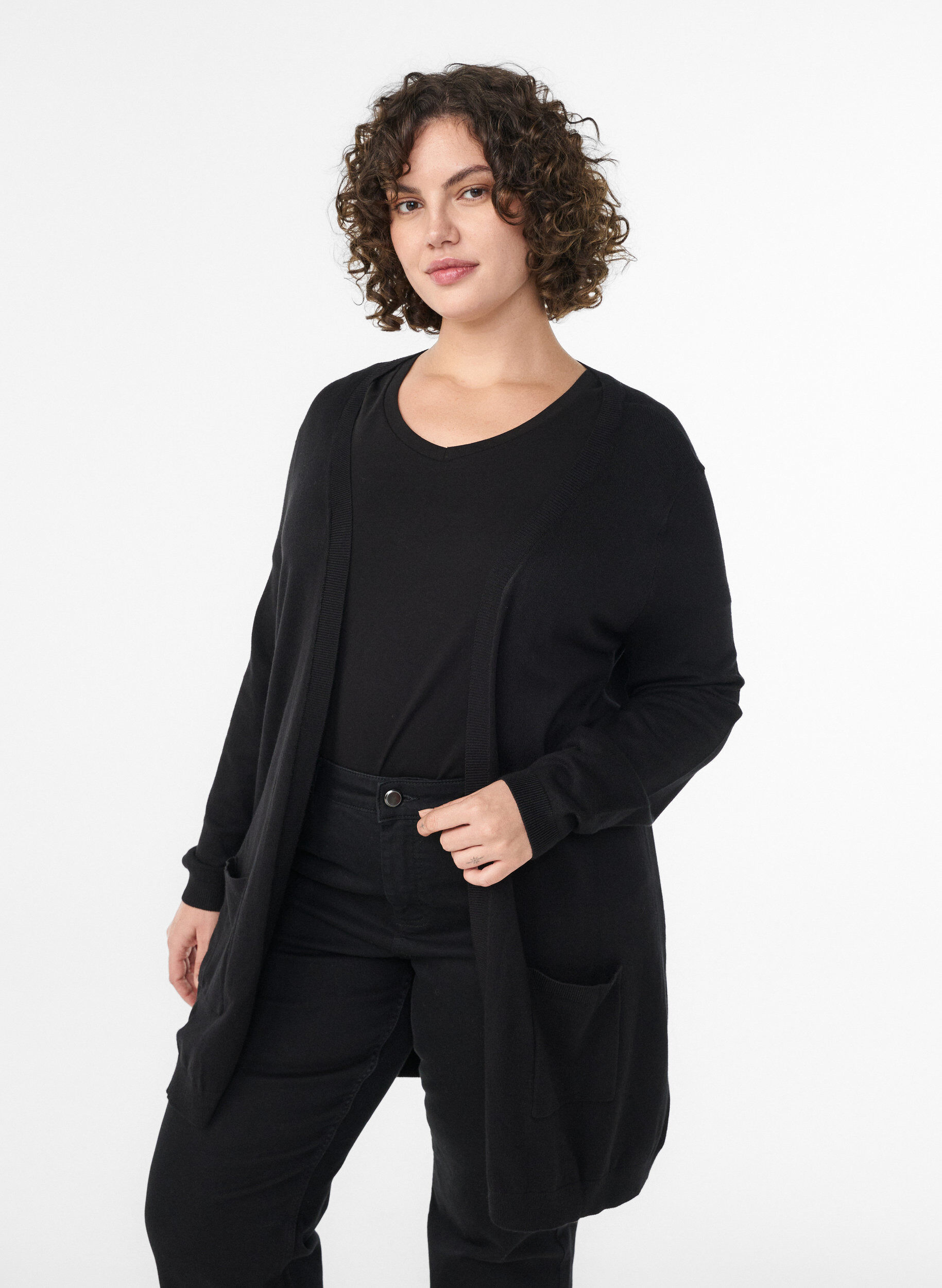 Lang strikkecardigan i viskoseblanding, Svart, Model