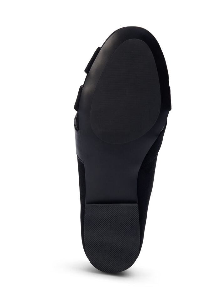 Ballerinasko med spiss tå og bred passform, Black, Packshot