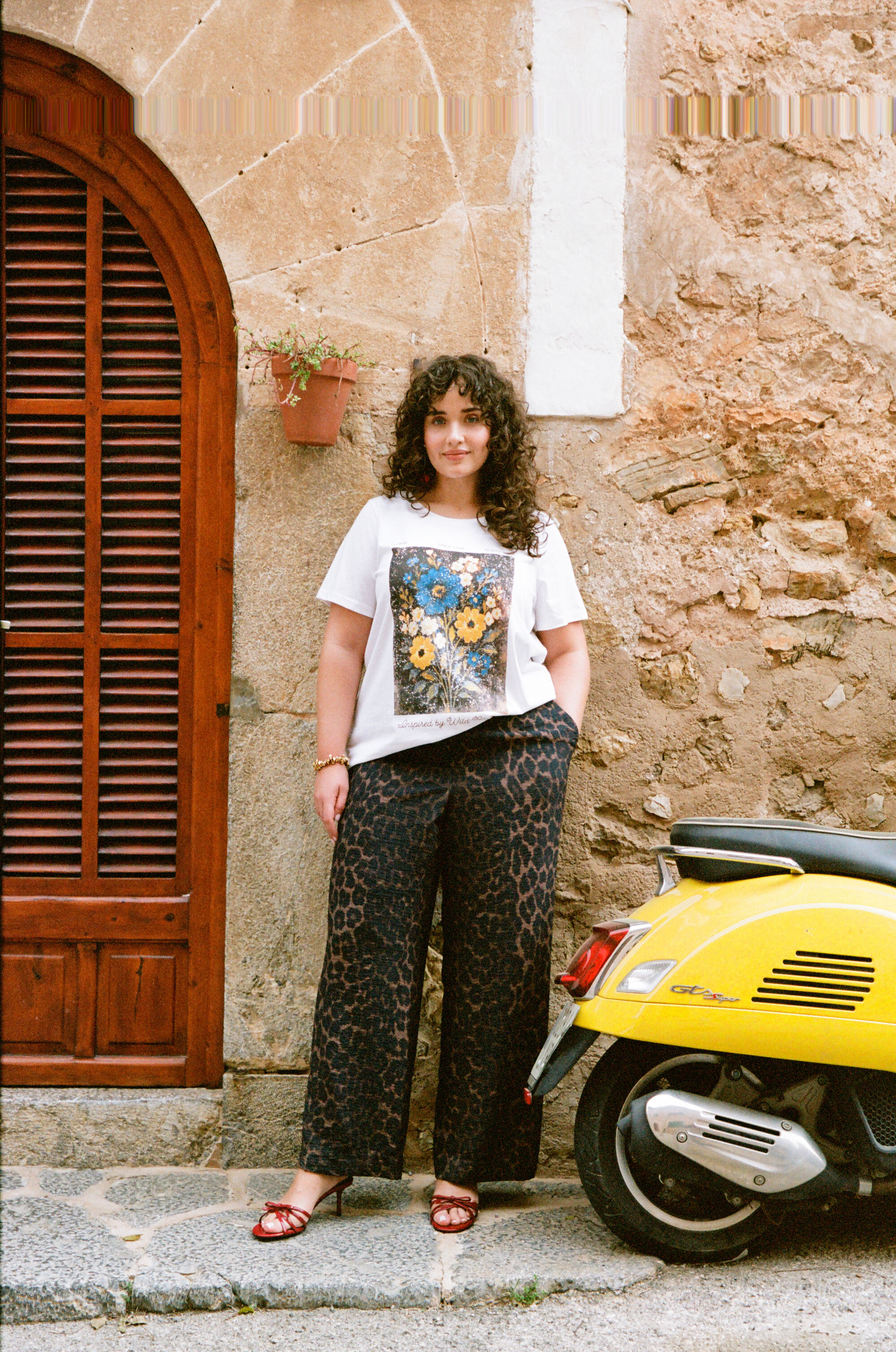 Avslappet m&oslash;nstermiks med kant, , Model