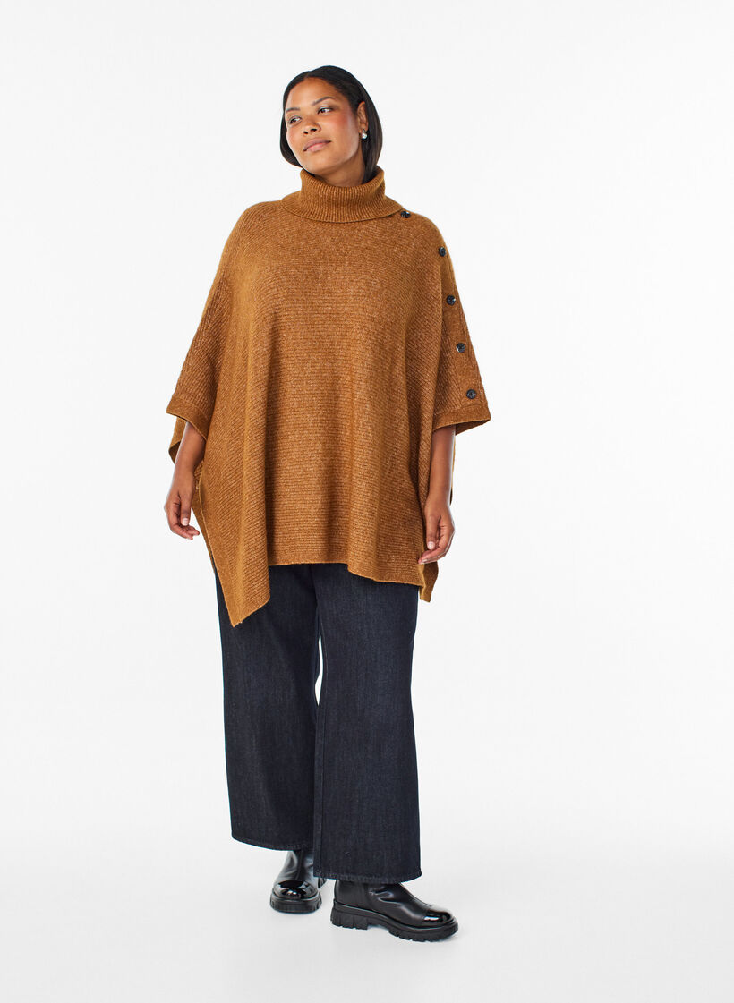 Poncho med høy hals og knappedetaljer, Brun, Model image number 1