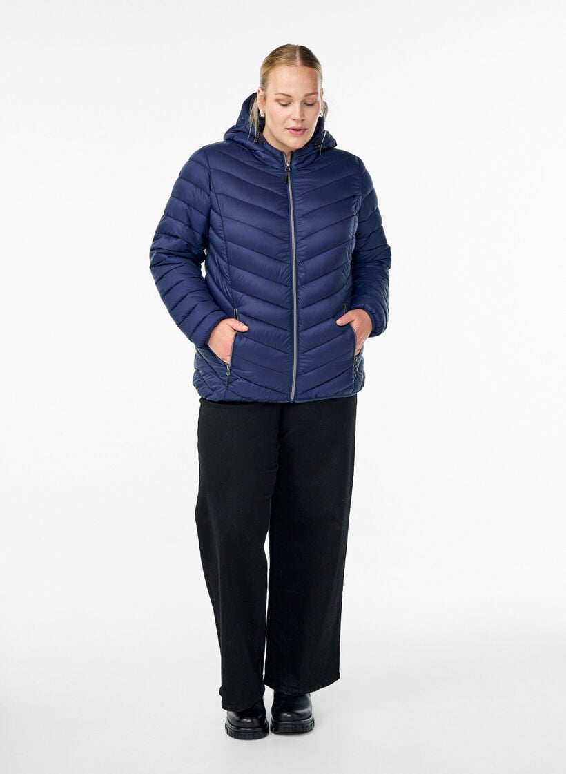 Lettvektsjakke med hette, Blå, Model image number 1