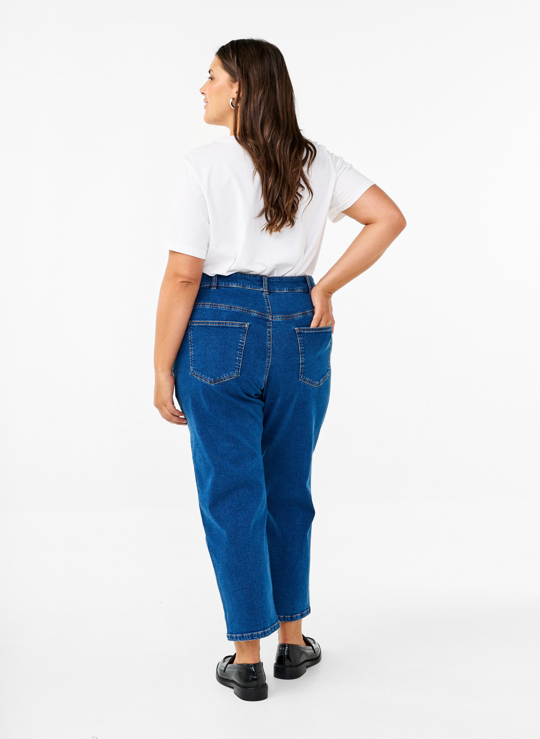 Zizzi Cropped Vera jeans med rett passform, Blue Denim, Model image number 1