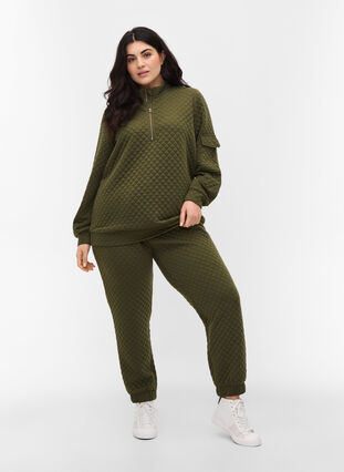 Quiltet genser med glidelås, Ivy Green, Model image number 2