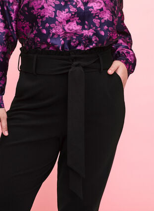 Bukser med høy midje, volanger og knytebånd, Black, Model image number 3