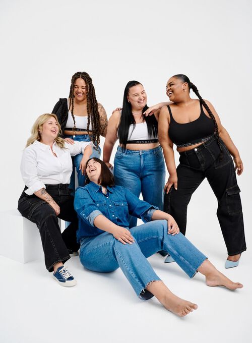 Zizzi jeans, , Model