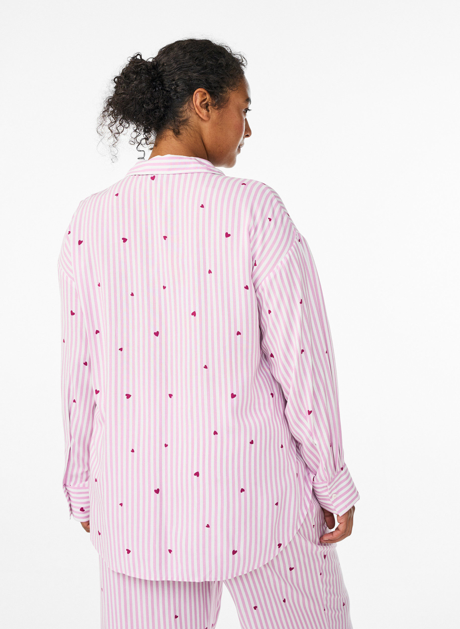 ZizziNattkjole med striper og hjerter, Rosa, Model image number 2