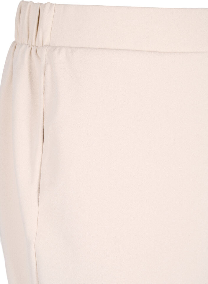 L&oslash;stsittende shorts med lommer, Beige, Packshot image number 2