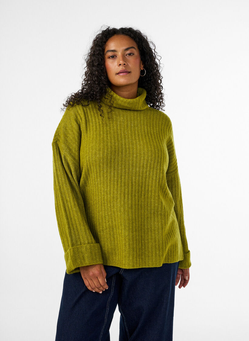 Strikket topp med h&oslash;y hals, Gr&oslash;nn, Model image number 0