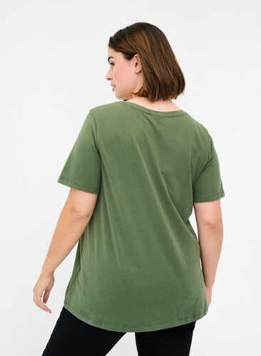 Basis T-skjorte med V-hals, Thyme, Model image number 1