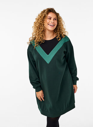 Zizzi Lang, fargeblokket sweatshirt, Scarab Color Block, Model image number 0