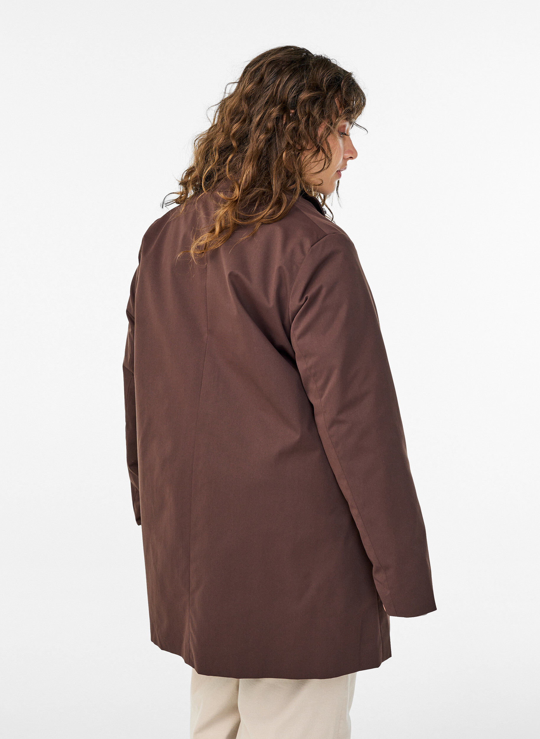 ZizziVannavvisende v&aring;rjakke med A-linjesnitt, Brun, Model image number 2