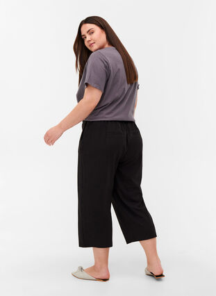 Ensfargede culottebukser med lommer, Black, Model image number 1