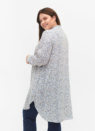 Zizzi Prikket viskosekjole med knapper, Blue Dot AOP, Model image number 1