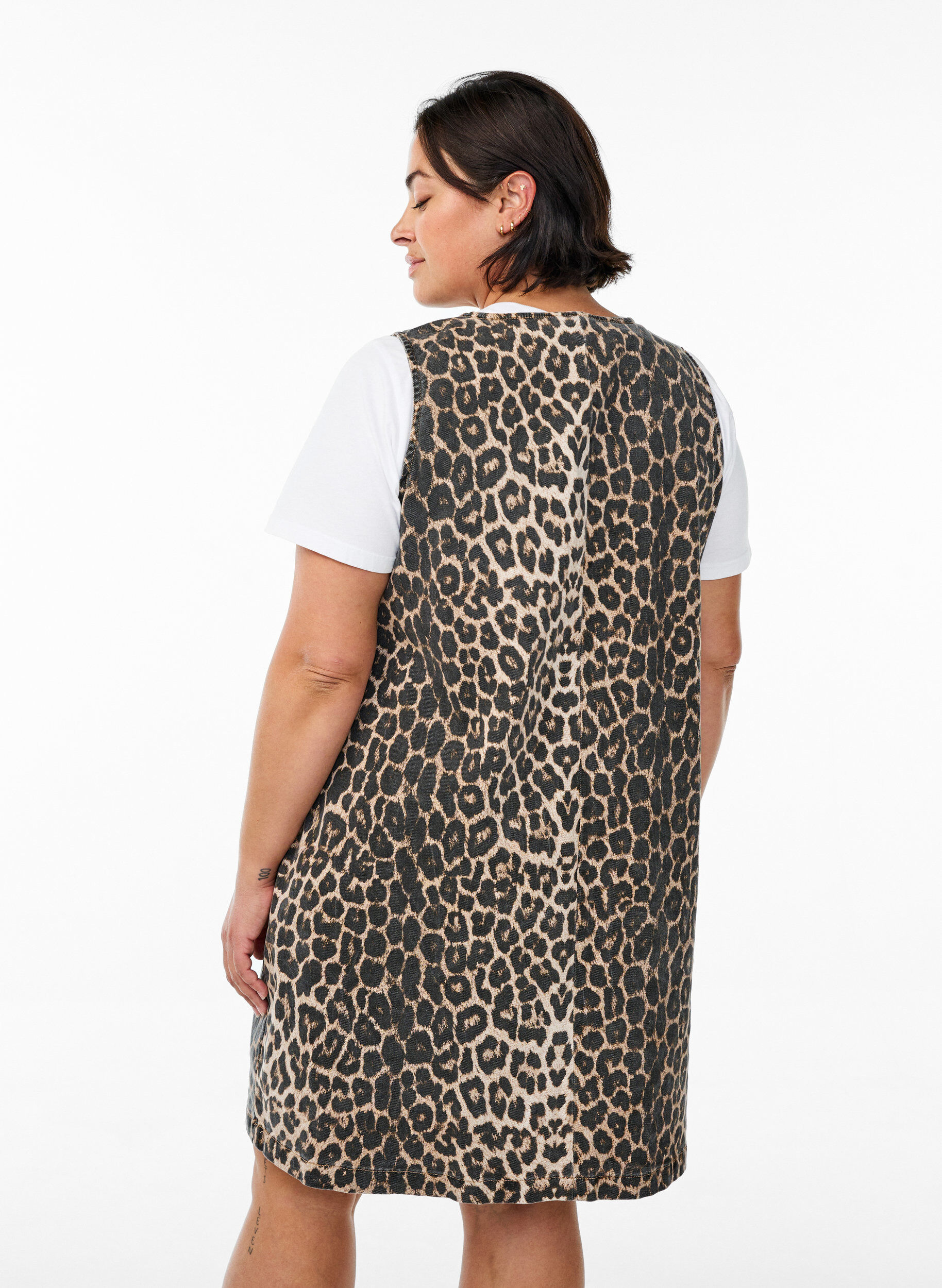 Zizzi Spencerkjole med lommer og leopardm&oslash;nster, Brun, Model image number 2
