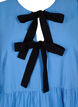 Viskosebluse med sløyfer og lange ermer, Riverside Black Bow, Packshot image number 2
