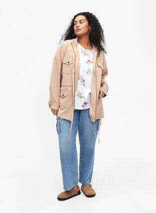 Zizzi Army-jakke med snøring i midjen, Lark, Model image number 4