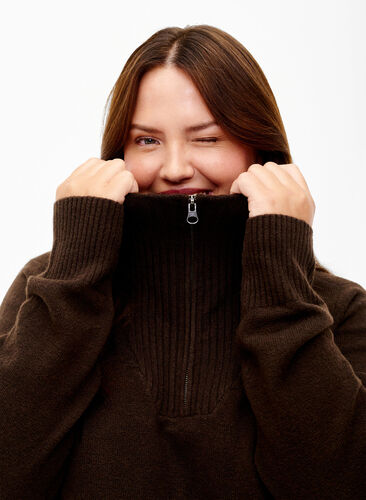 Strikket genser med glidelås, Demitasse/Black Mel., Model image number 3