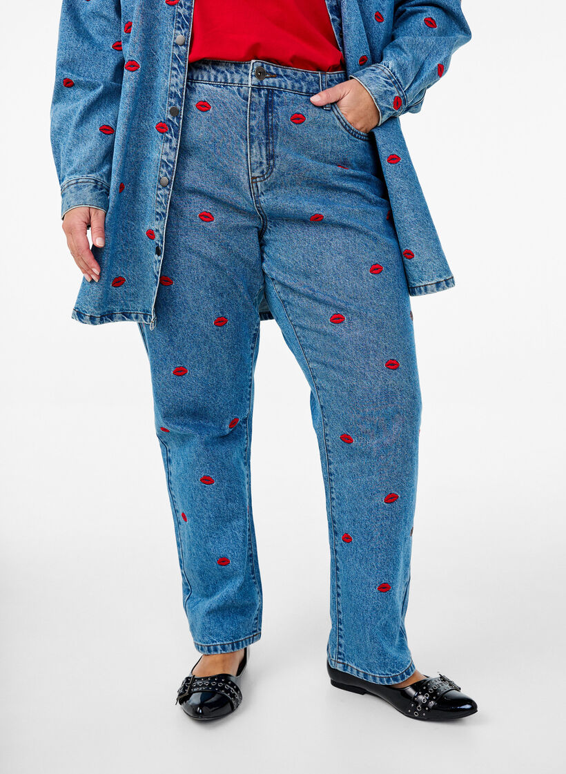 Høy midje Gemma jeans med lepper, LB Kiss, Model