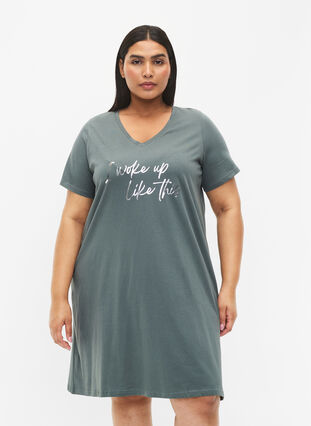 Zizzi Nattkjole i organisk bomull med V-hals, Grønn, Model image number 0