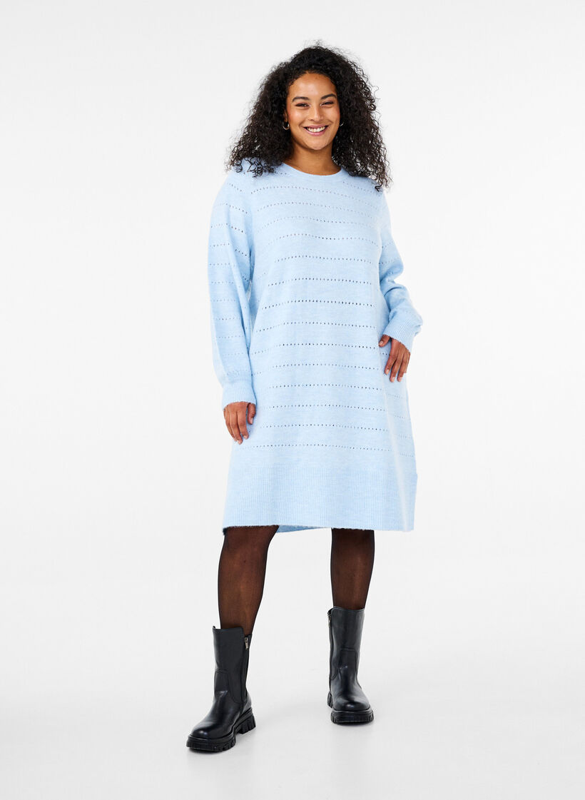 Strikket kjole med splitter og hulmønster, Cashmere Blue Mel., Model image number 2