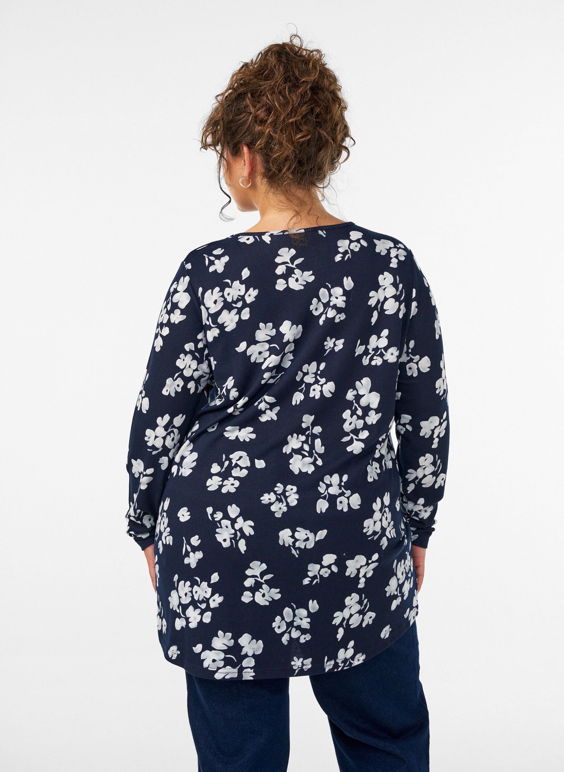 ZizziBlomstret bluse med lange ermer, Bl&aring;, Model image number 2