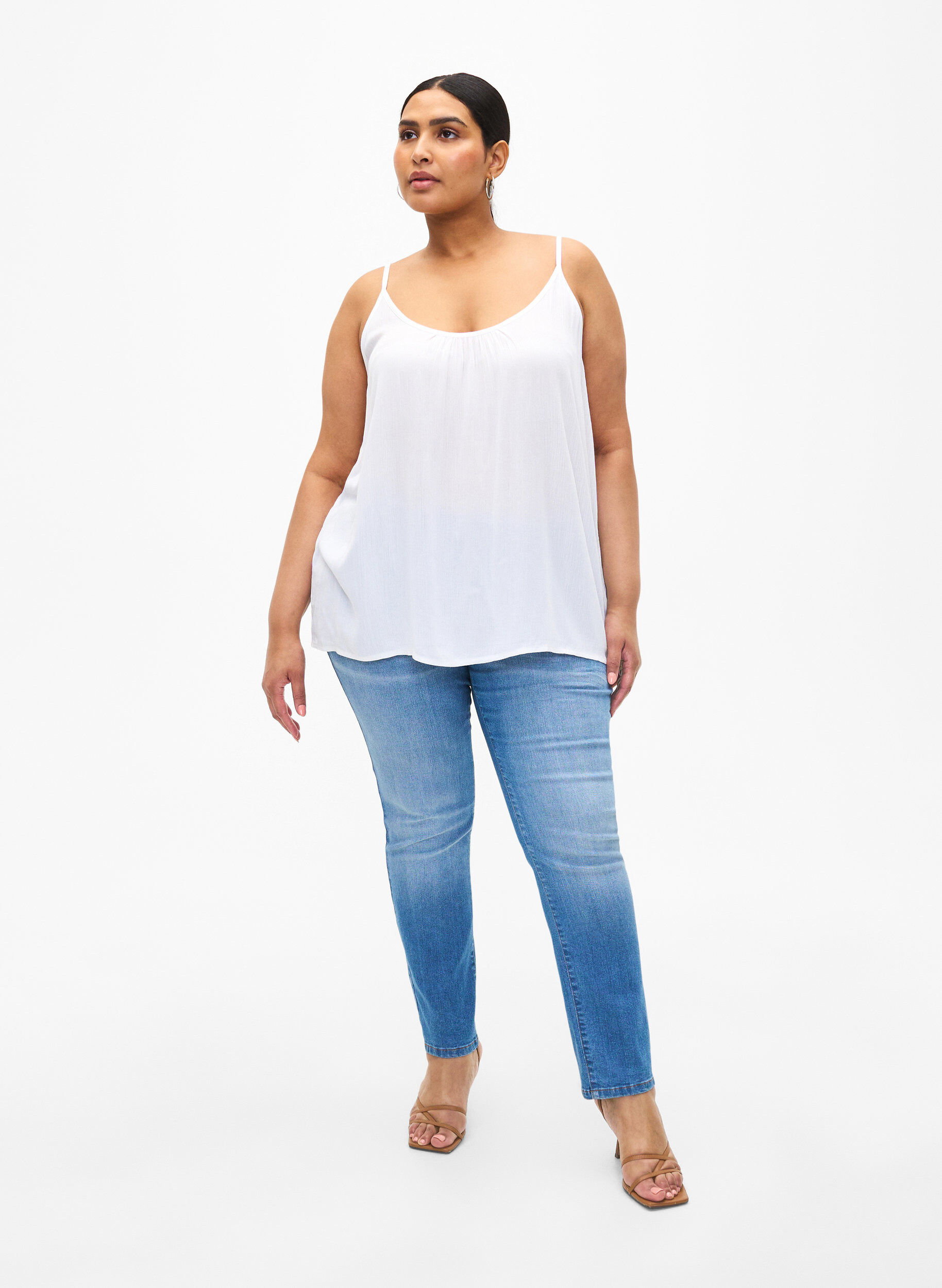 Zizzi Topp med stropper i viskose, Hvit, Model image number 1