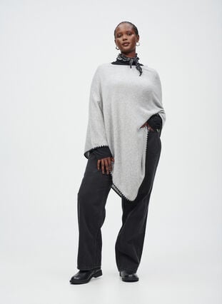 Zizzi Finstrikket poncho, Light Grey Melange, Image image number 0