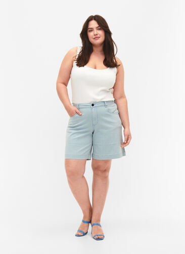 Denimshorts i et stripete mønster, Light Blue Stripe, Model image number 3