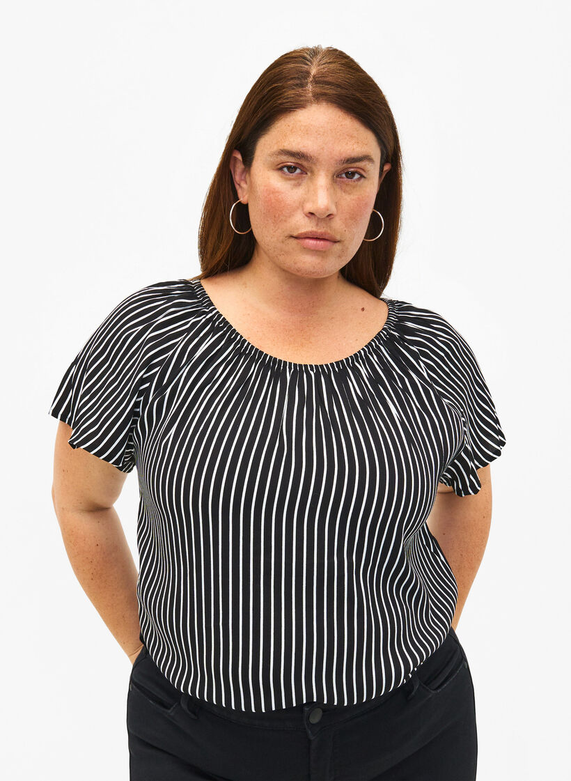 Stripete viskosebluse med korte ermer, Black/ White Stripe, Model image number 0