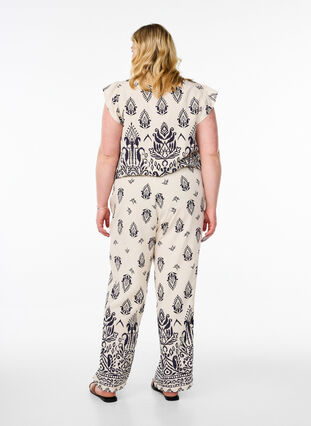 Zizzi Løs bukse med trykk og høy midje, Birch Black AOP, Model image number 1
