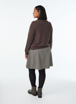 Zizzi Kort A-line skjørt, Brown Check, Model image number 2