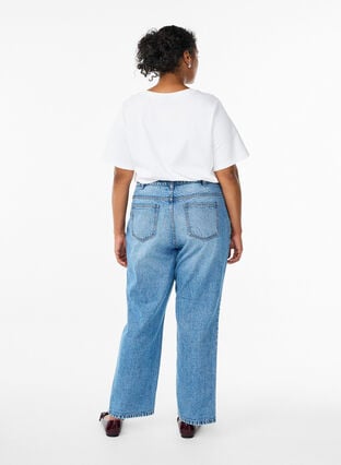 Zizzi Jeans med straight fit og høy midje, L.B.Denim, Model image number 1