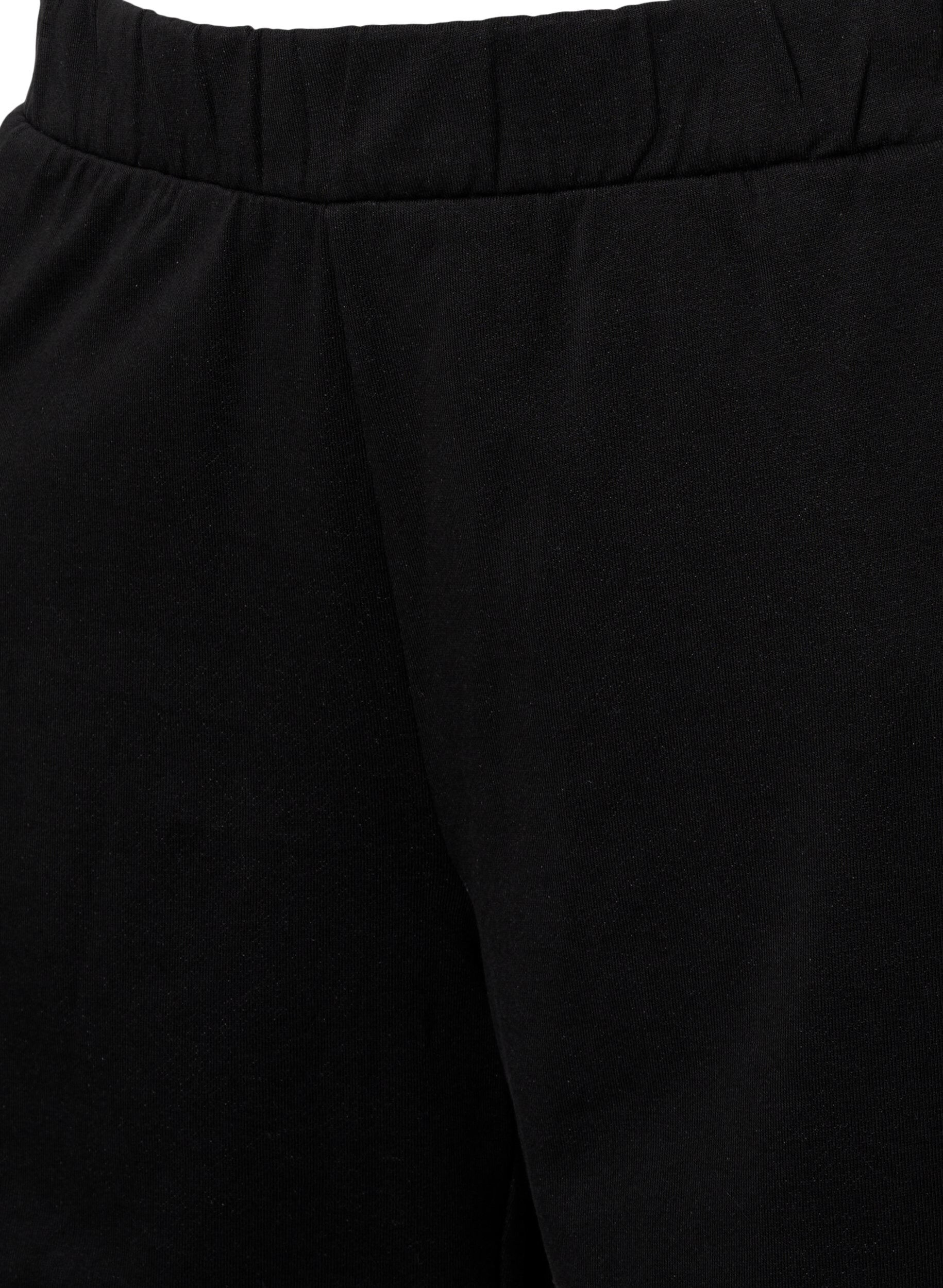 Zizzi Ensfargede joggeshorts med lommer, Black, Packshot image number 2