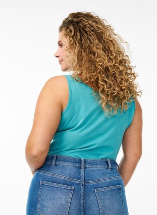 Zizzi Ensfarget basic topp i bomull, Blå, Model image number 2