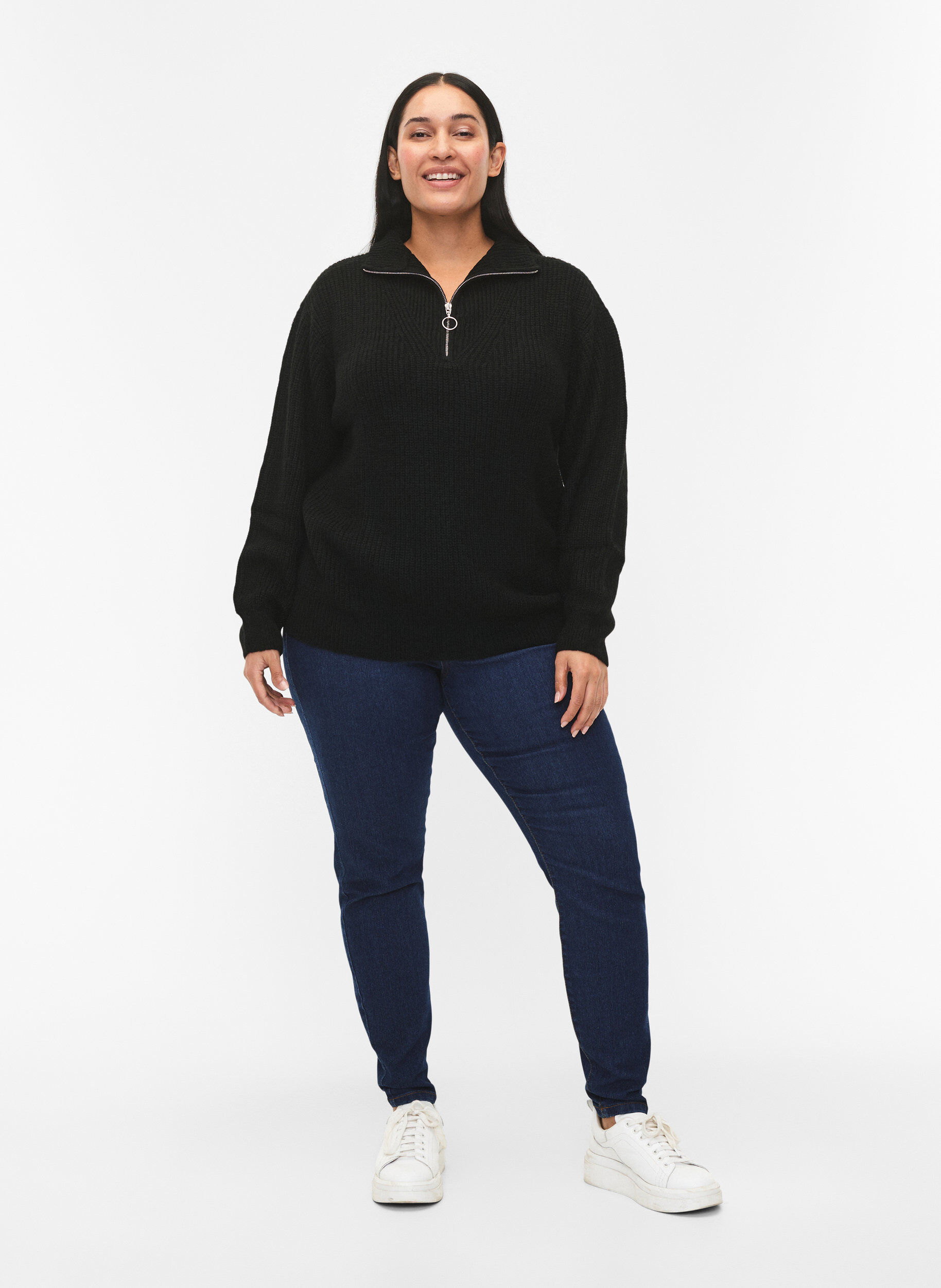 Zizzi FLASH - strikket genser med h&oslash;y hals og glidel&aring;s, Svart, Model image number 1