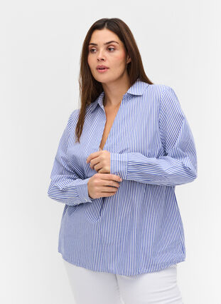 Stripete skjorte i økologisk bomull, Dazzling Blue Stripe, Model image number 0