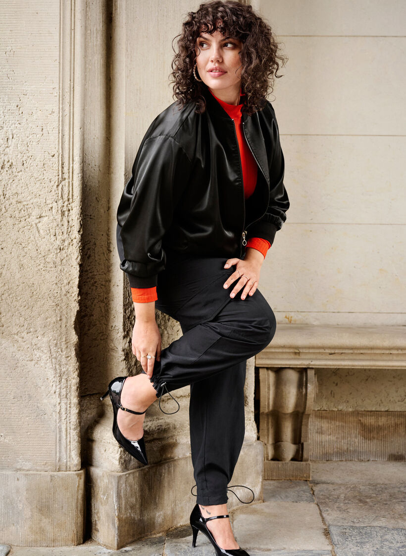 Bomberjakke med glidelås og snorer, Black, Image image number 1