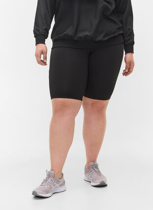 Tettsittende treningsshorts, Black w. Deep Taupe, Model image number 3