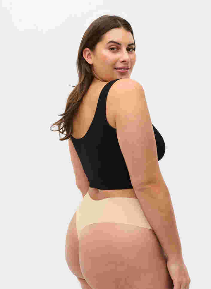 Sømløs g-streng, 2 stk., Toasted Almond, Model