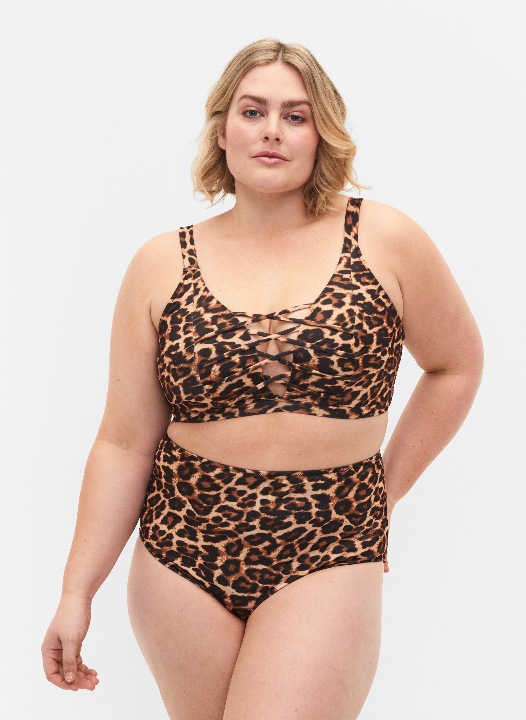 Zizzi Bikinitruse med h&oslash;yt liv og leopardm&oslash;nster, Leopard Print, Model image number 0