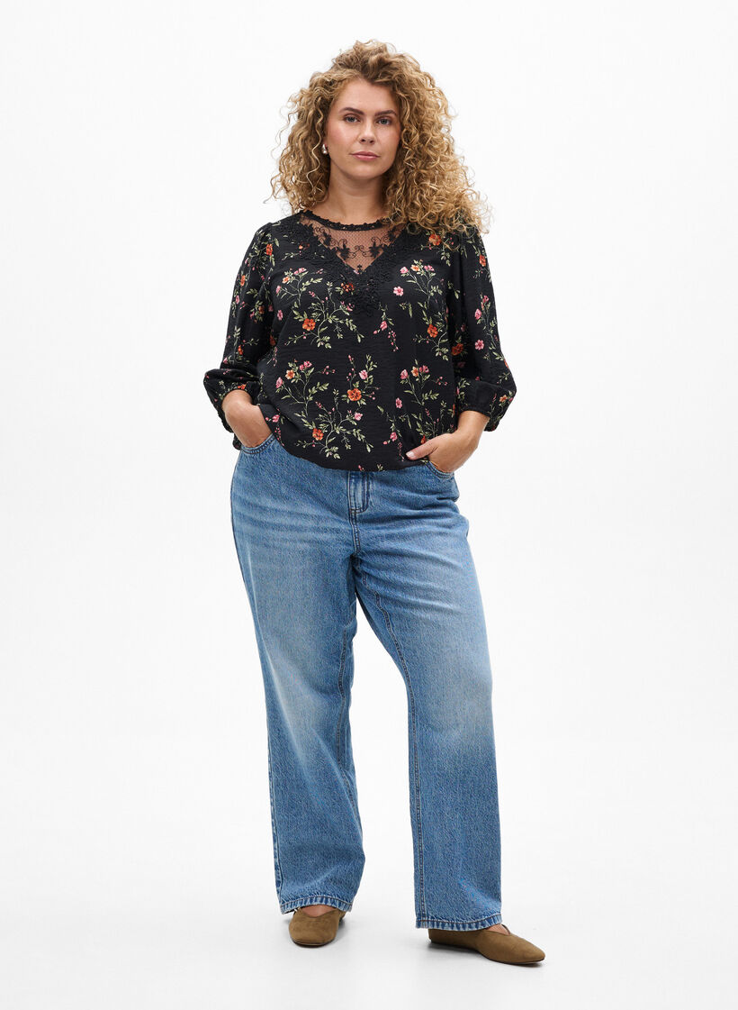 Bluse med 3/4 ermer og blondedetaljer, Svart, Model image number 1