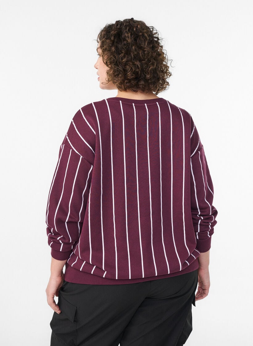 Stripet genser med teksttrykk, Rød, Model image number 2